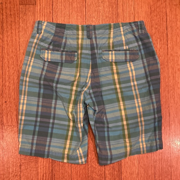 Old Navy Low Rise Blue and Yellow Plaid Shorts Size 6 - Picture 7 of 10
